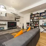Paruta Rooms 22